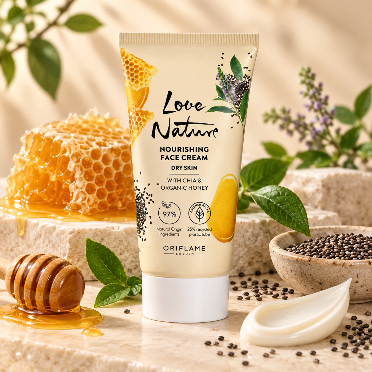Oriflame Nourishing Face Cream with chia & organic honey