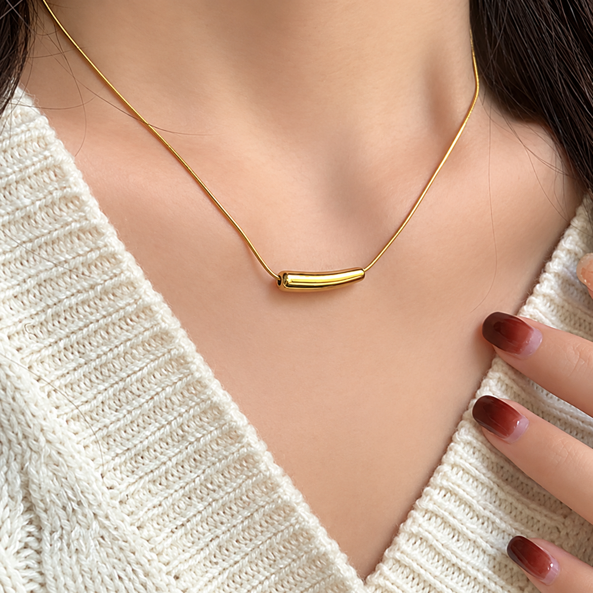 Minimalist Gold-Tone Bar Pendant Necklace for Women