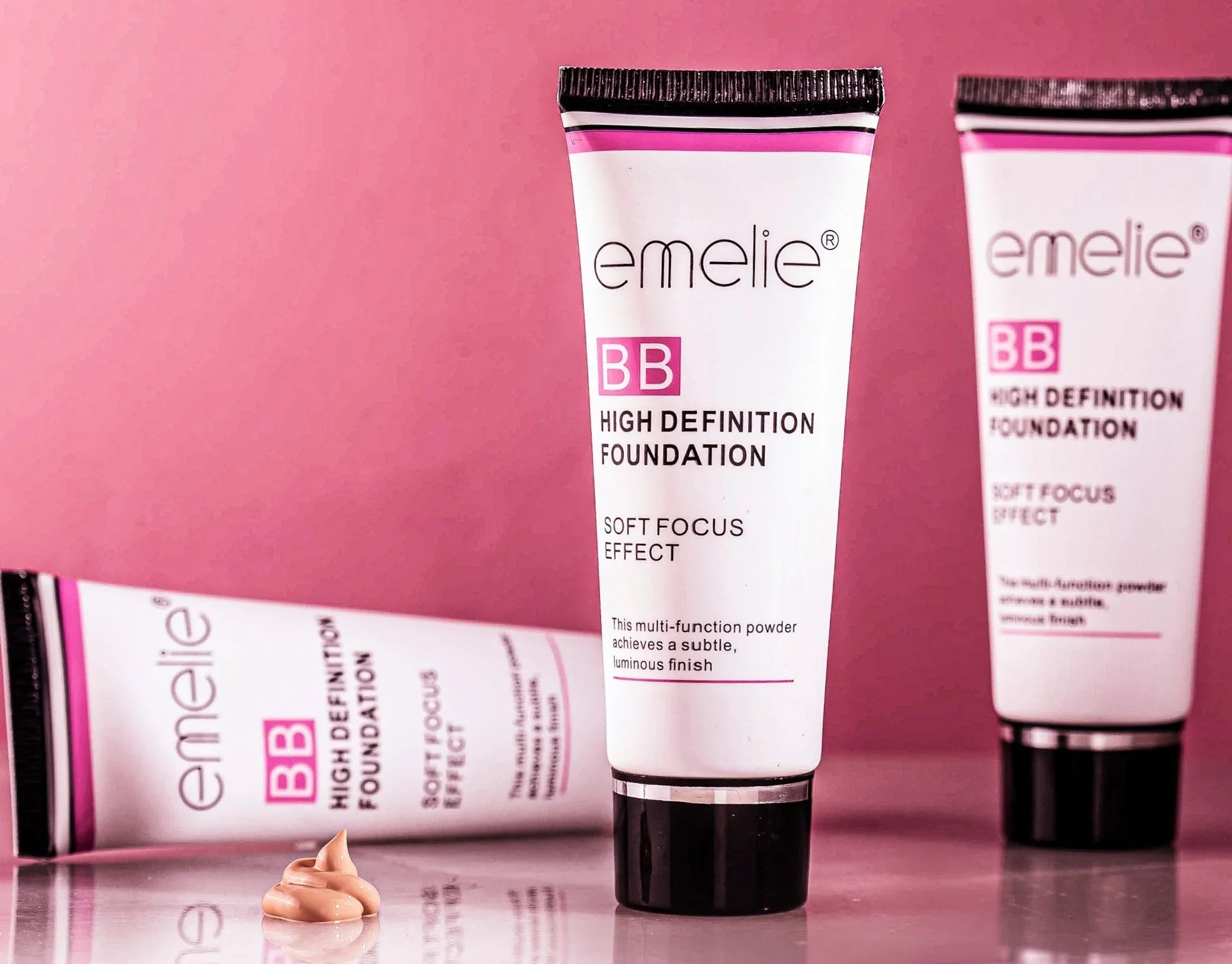Emelie HD Foundation 1 Pc