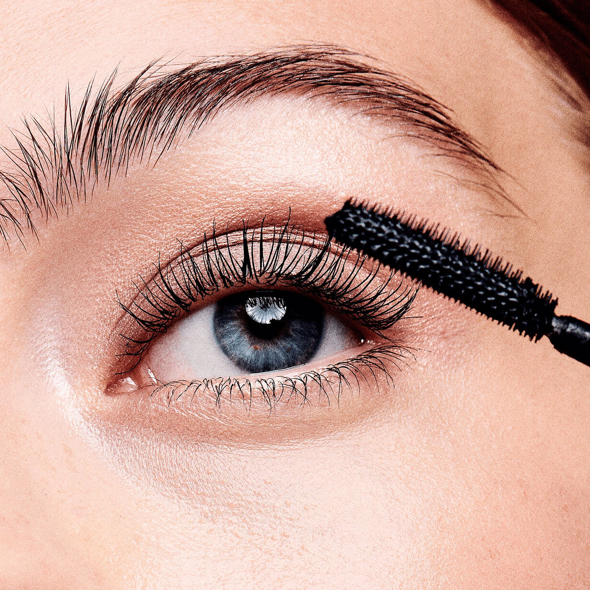 Oriflame The One 5-in-1 Wonder Lash Ultra Mascara Waterproof Black 8 ML